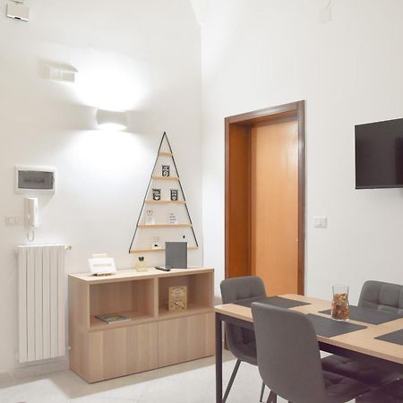 Your Home, In The Center Of باري المظهر الخارجي الصورة